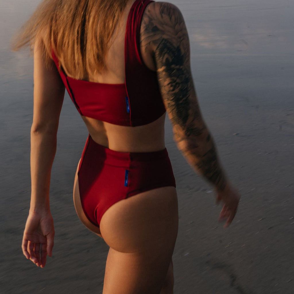 Nyang-nyang Surf Bikini Bottom in Riad