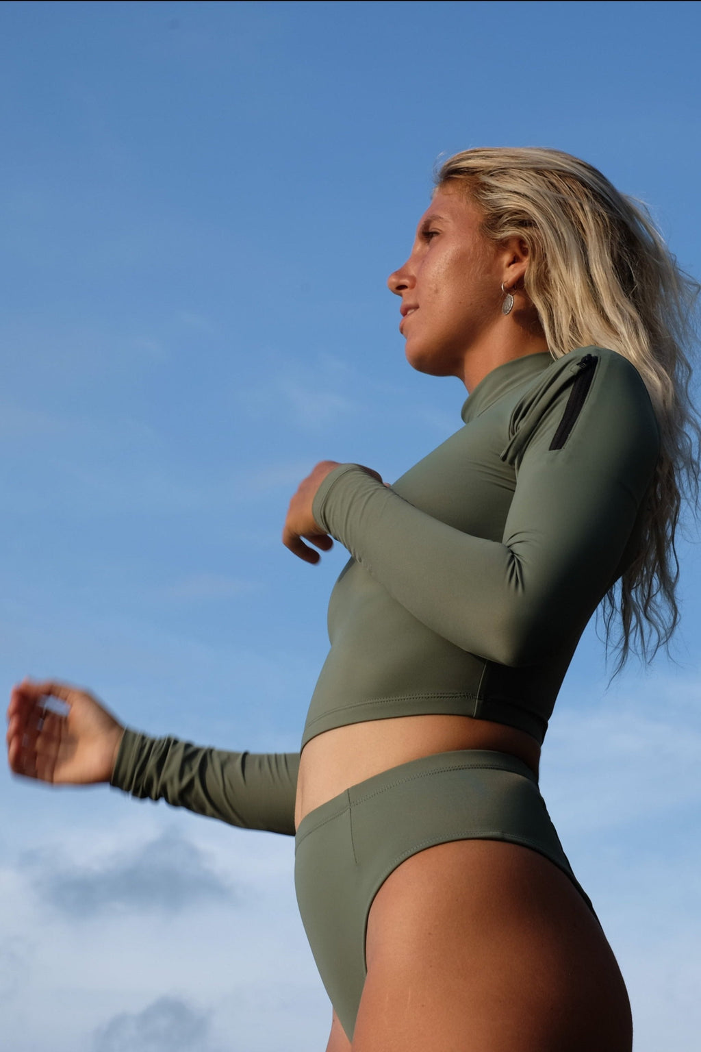 Seseh Surf Rashguard in Army Green