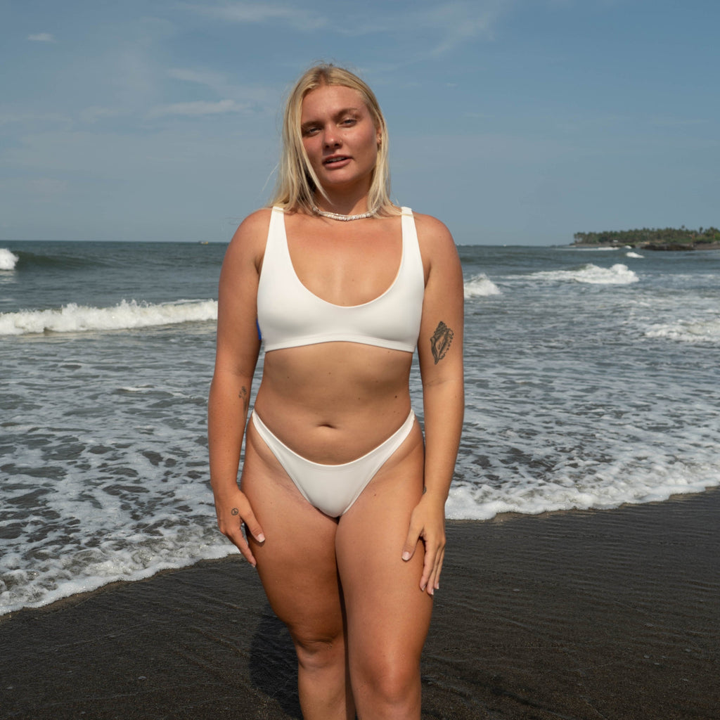 Nias Surf Bikini Top in White