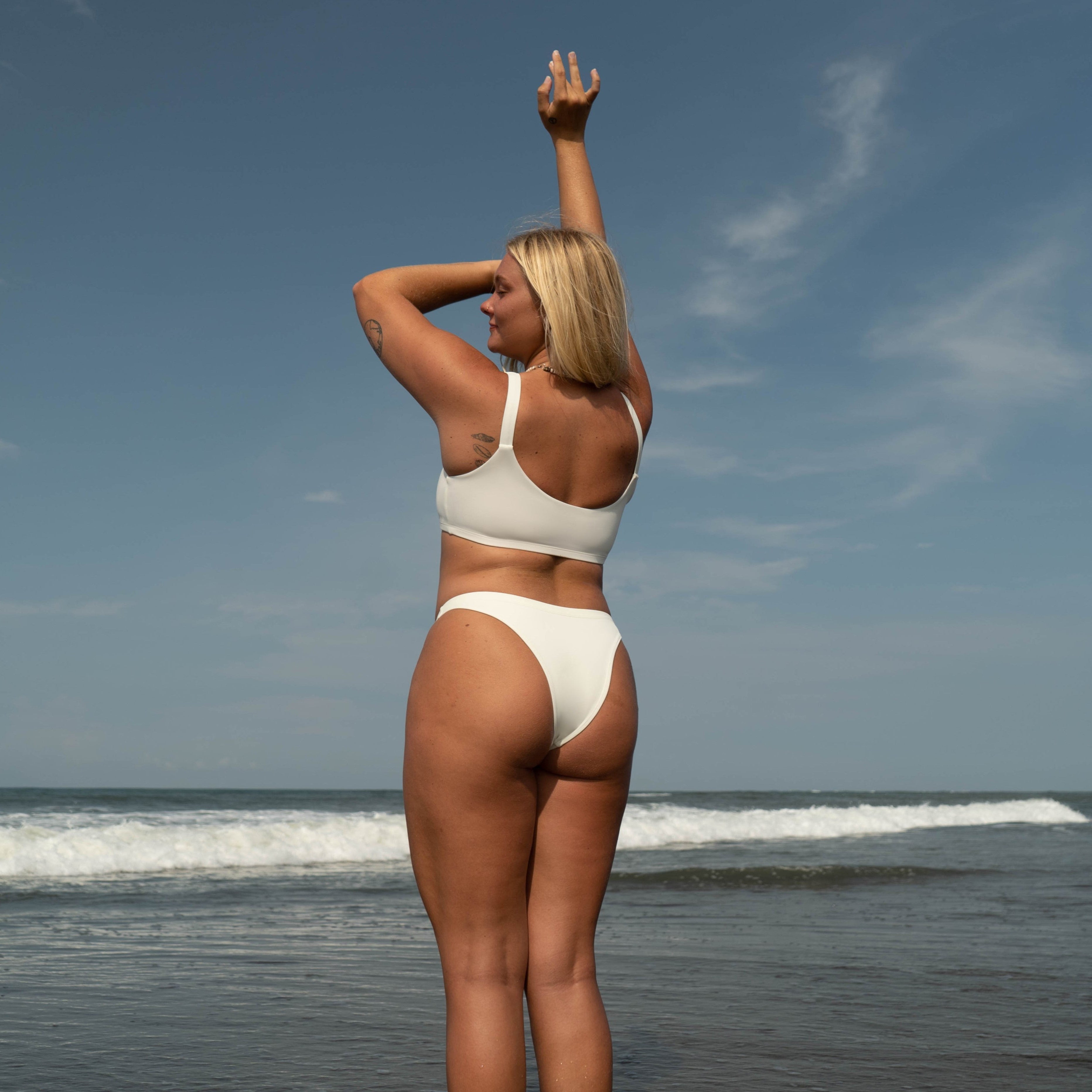 Nias Surf Bikini Top in White