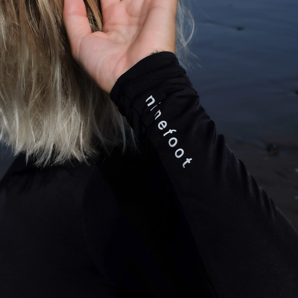 Seseh Surf Rashguard in Black