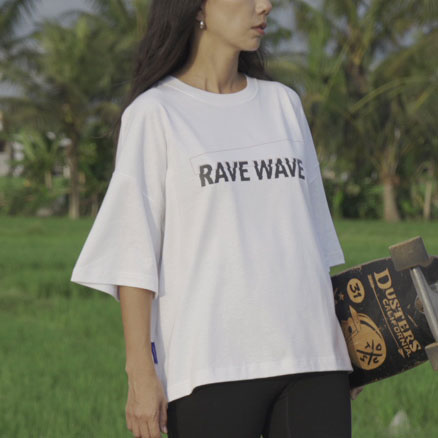 Rave Wave Oversize T-shirt in White